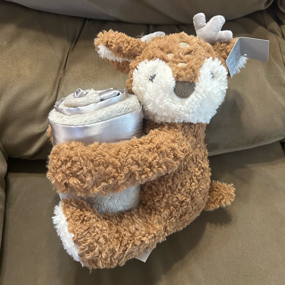 Moon and Stars Plush Deer with Blanket for All Ages, NEW!